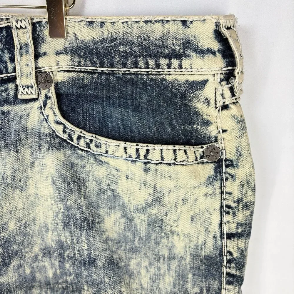True Religion Men’s Shorts 46 (48
